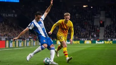 عاجل - إسبانيول يُفجر برشلونة برأسية ذهبية (فيديو)