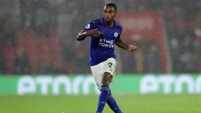 برشلونة ينافس مانشستر يونايتد على ضم جناح ليستر سيتي