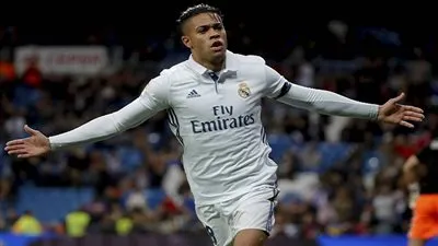 نجم ريال مدريد في برشلونة