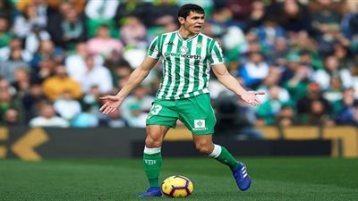 برشلونة يتحرك لضم نجم الجزائر