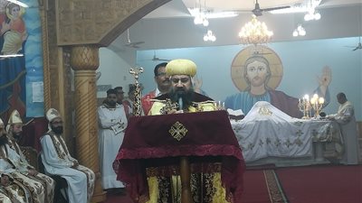 أسقف السويس يترأس قداس عيد الميلاد (صور)