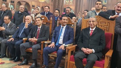 محافظ الفيوم يزور عدد من الكنائس لتهنئة للإخوة الأقباط بعيد الميلاد المجيد (فيديو وصور)