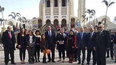 متحدث البرلمان يزور البابا تواضروس بمناسبة عيد الميلاد المجيد (صور)