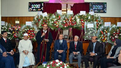 محافظ القليوبية يهنئ الأقباط بعيد الميلاد: مصر لا تقبل القسمة (فيديو)