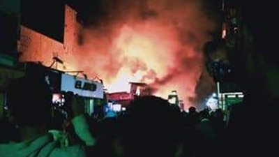 حريق هائل بـ 7 محلات في شبرا الخيمة
