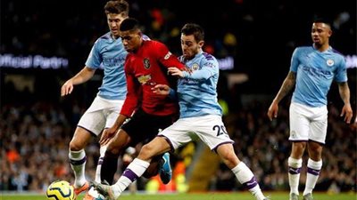 مانشستر سيتي يهزم اليونايتد بثلاثية في ذهاب نصف نهائي كأس الرابطة الإنجليزية