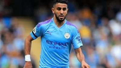 محرز يداعب نجم منتخب المغرب