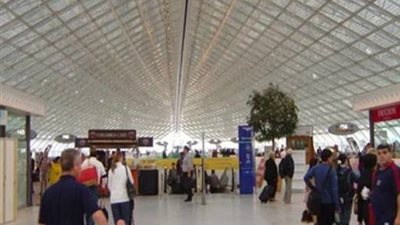 فرنسا تناشد رعاياها بعدم التوجه إلى إيران   