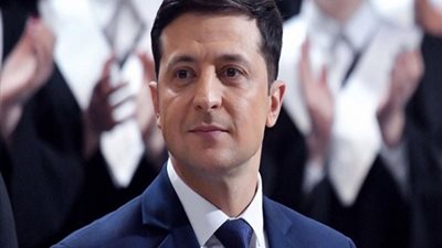 زيلينسكي يقطع رحلته إلى عمان بعد تحطم الطائرة الأوكرانية في إيران