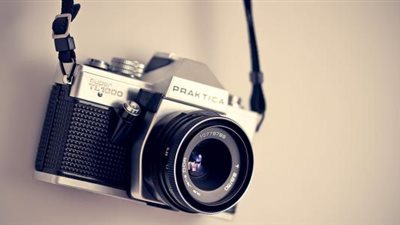 الإفتاء توضح حكم العمل في مجال التصوير الفوتوغرافي