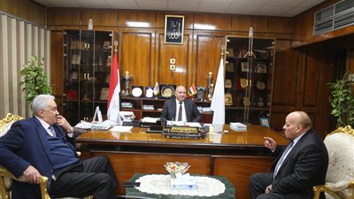 تخصيص قطعة أرض لبناء نادي للمحامين بمركز قوص