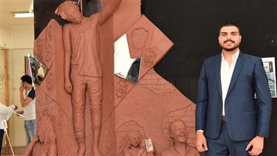 بعد بورتريه ليلى علوي.. نحات المنيا: أتمنى جدارية تصف جمال المحافظة (فيديو)