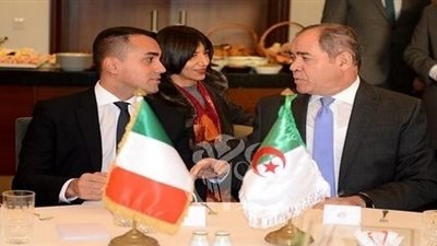 الجزائر وإيطاليا يؤكدان ضرورة الحل السلمي في ليبيا