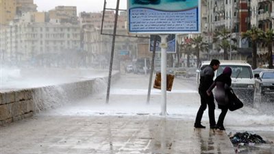 الأرصاد تحذر من طقس اليوم الجمعة.. أمطار غزيرة ورعدية