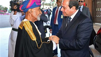السيسي يعزي الشعب العماني في وفاة السلطان قابوس: قائد حكيم