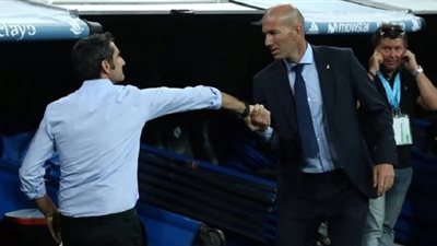 زيدان يدافع عن فالفيردي ويحدد سر سقوط برشلونة