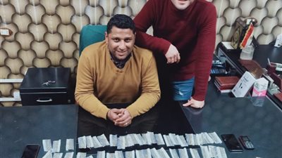 ضبط 3 شباب بحوزتهم 184 عبوة 