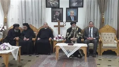 المطران الشرفي لإيبارشية سوهاج  للكاثوليك يزور البابا تواضروس 