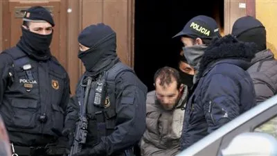 قوات الأمن في إسبانيا وجبل طارق تعتقل 47 شخصاً بتهمة الإتجار بالبشر