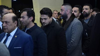 هيثم سعيد يواسي إيهاب توفيق في وفاة والده