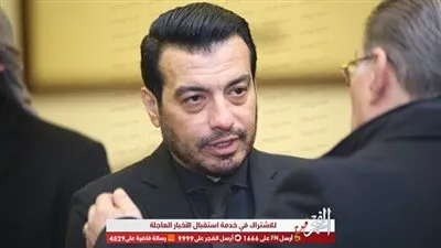 ابن عم إيهاب توفيق يوضح السبب المباشر في وفاة والد المطرب