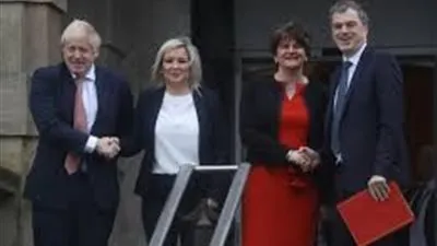 رئيس الوزراء البريطاني يجري محادثات مع نظيره الأيرلندي