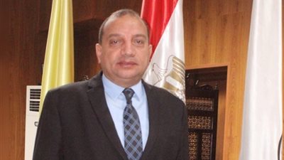 رئيس جامعة بني سويف يعلن منحة للطلاب الوافدين