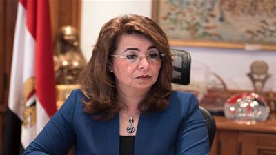  غادة والي ترد على شائعة فصالها مع الباعة الجائلين برفقة رئيس الحكومة