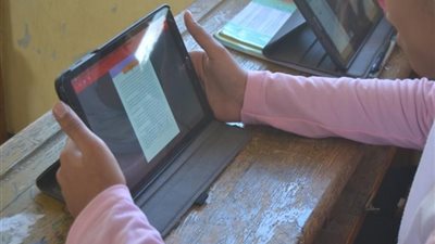 طلاب بني سويف عن امتحان الأحياء: «محتاج زويل ومجدي يعقوب»