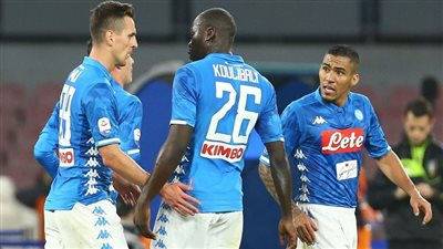 صحفي إيطالي.. مانشستر يونايتد حسم صفقة نجم نابولي