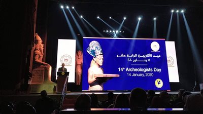 العناني: الأثريون أصحاب الفضل في تحسين صورة مصر أمام العالم