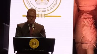 العناني: دمج وزارتي السياحة والآثار حقق مكاسب اقتصادية