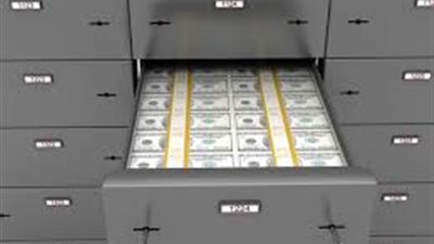  فيديوجراف..  رسوم تأجير الخزائن الحديدية في 5 بنوك مصرية