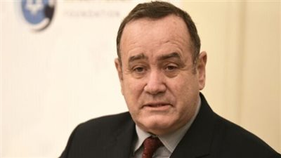  رئيس جواتيمالا الجديد ينوي تصنيف حزب الله كجماعة إرهابية