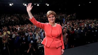 الرئيس الأمريكي يتفق مع جونسون على 