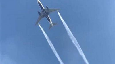 شاهد.. عشرات الجرحى جراء تفريغ وقود طائرة في ولاية فلوريدا الأمريكية