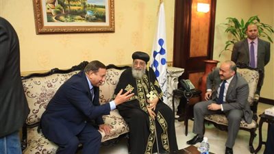 البابا تواضروس يختتم زيارته الرعوية ويغادر سوهاج (صور) 