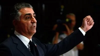 نجل شاه إيران يتوقع إنهيار النظام الحاكم في طهران خلال أشهر