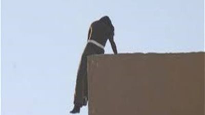 انتحار طالبة قفزا من أعلى منزلها في البحيرة