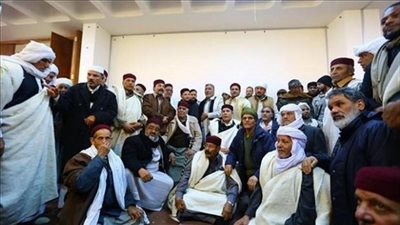 قبائل برقة الليبية تطالب بغلق الموانئ والحقول النفطية