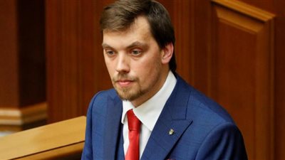 الرئيس الأوكراني يعلن رفضه استقالة رئيس الوزراء