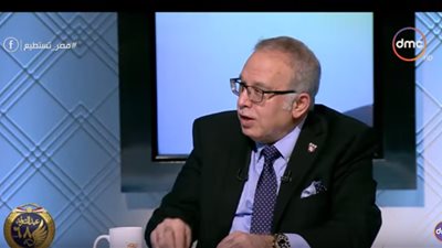  أستاذ بجامعة هارفارد يحذر من المياه الغازية: تزيد الإصابة بالسكر