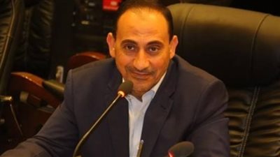 برلماني ينتقد خدمات البريد في البحيرة