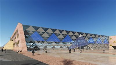 بينهم كنوز للملك الذهبي.. المتحف الكبير يستقبل 356 قطعة آثرية