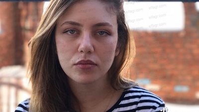 رحمة حسن تستعرض جمالها أمام برج إيفيل