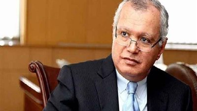 وزير سابق: تهديدات أردوغان لأوروبا بورقة المهاجرين لم تعد مجدية