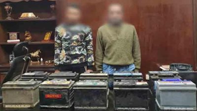 القبض على عاطل لسرقته بطاريات السيارات في الإسكندرية