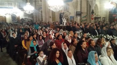 البابا تواضروس يترأس قداس اللقان بالكنيسة المرقسية بالإسكندرية 