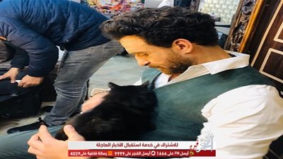 قطة نضال الشافعي تشاركه في بطولة فيلم 