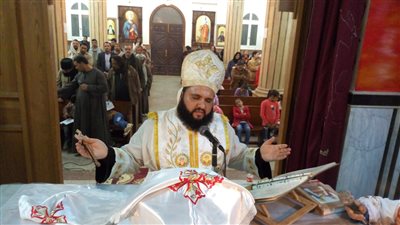 كنيسة مارمرقس بالجلاوية تحتفل بعيد الغطاس (صور)